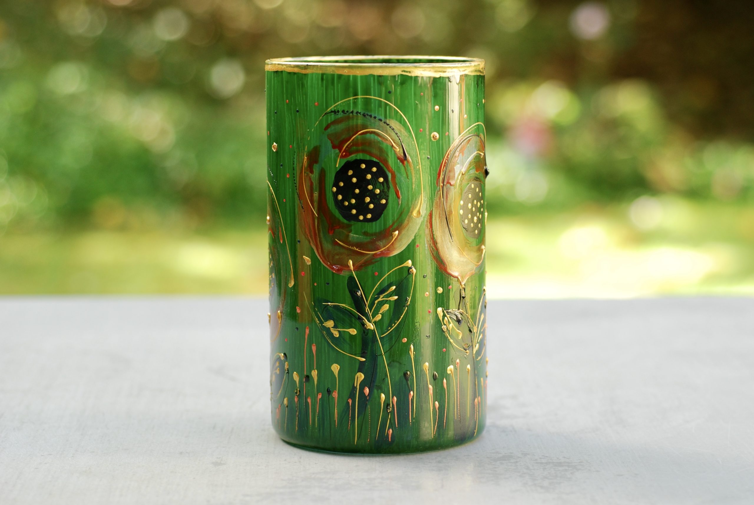 Glazen handbeschilderde cilinder bloemenvaas groen