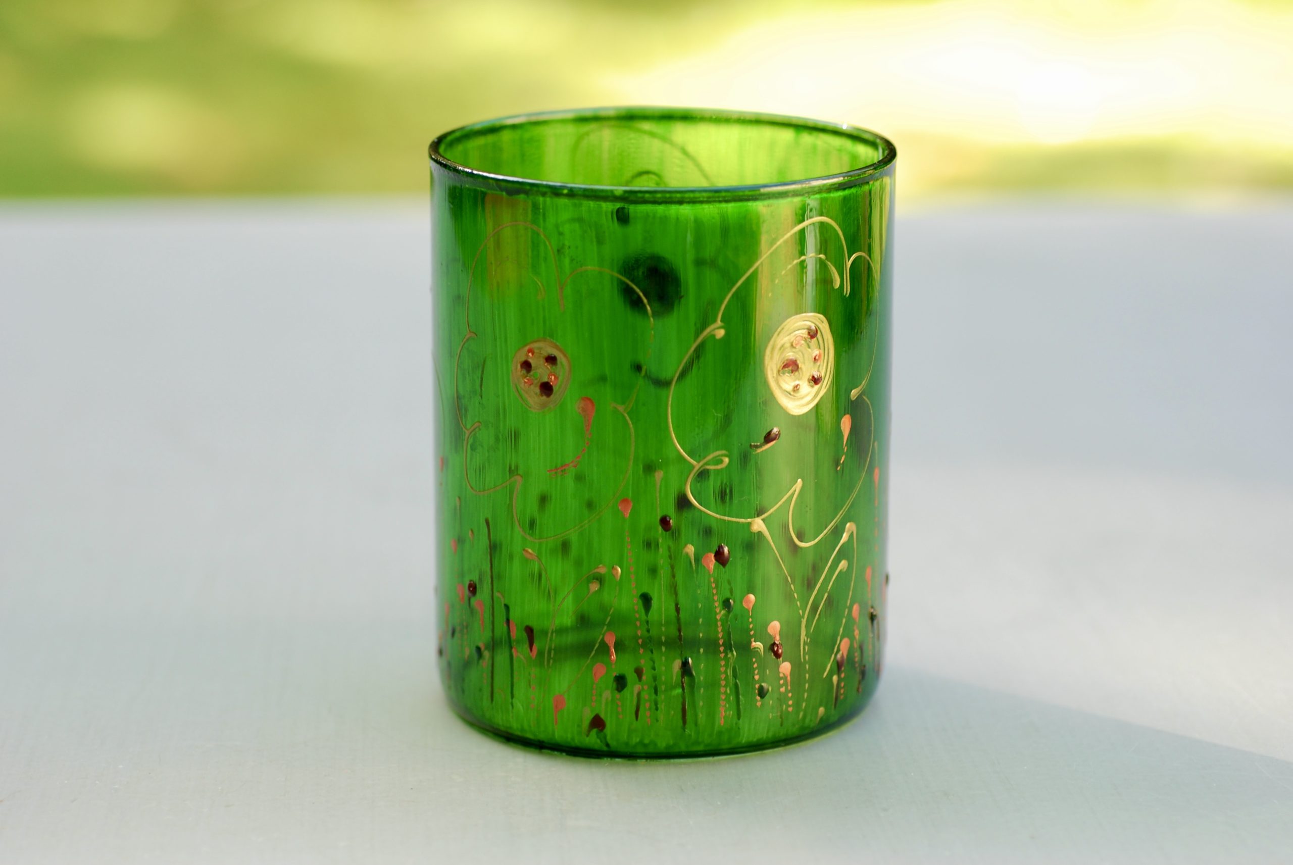 Glazen handgeschilderde bloemenvaas groen