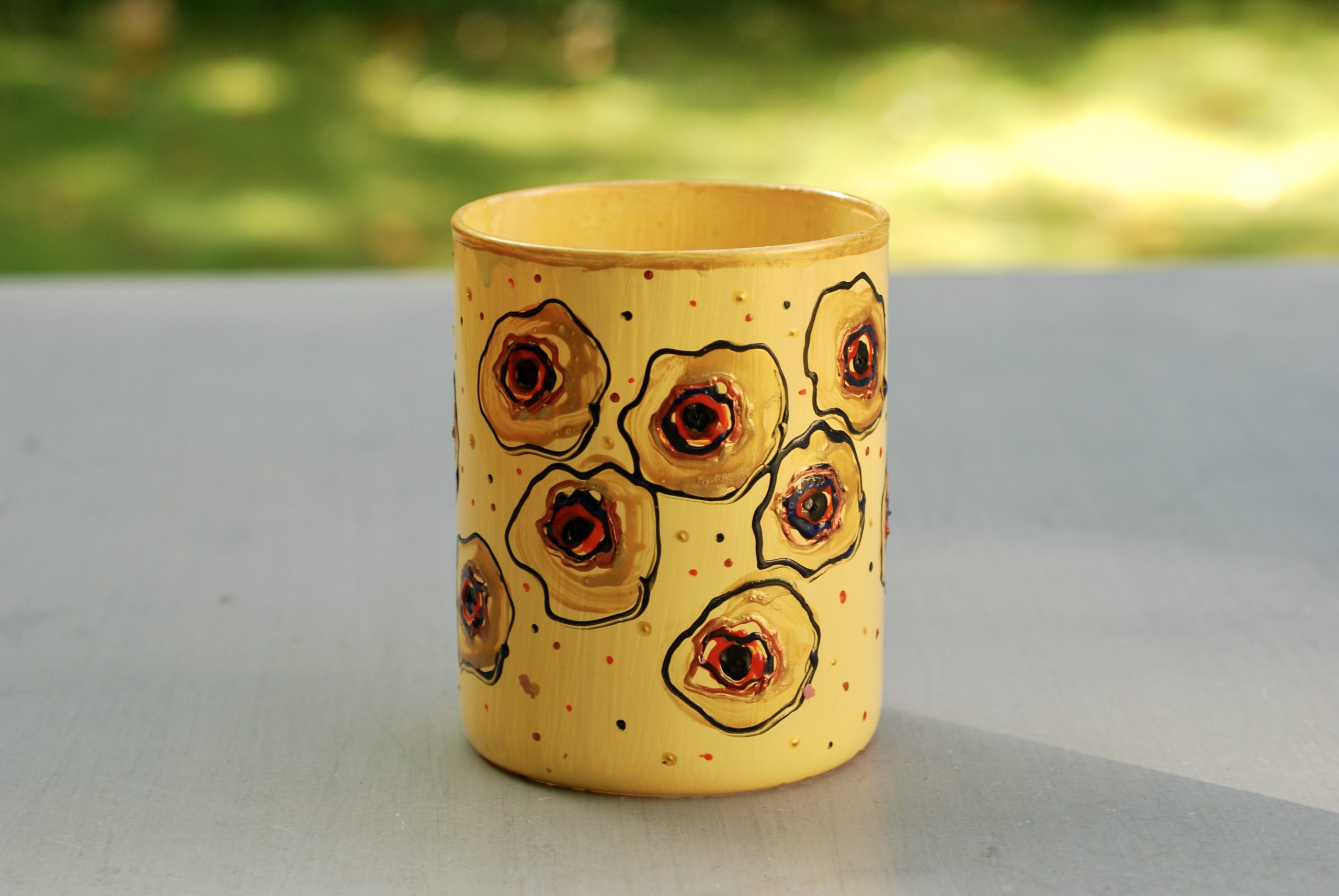 Glazen handgeschilderde bloemenvaas licht geel