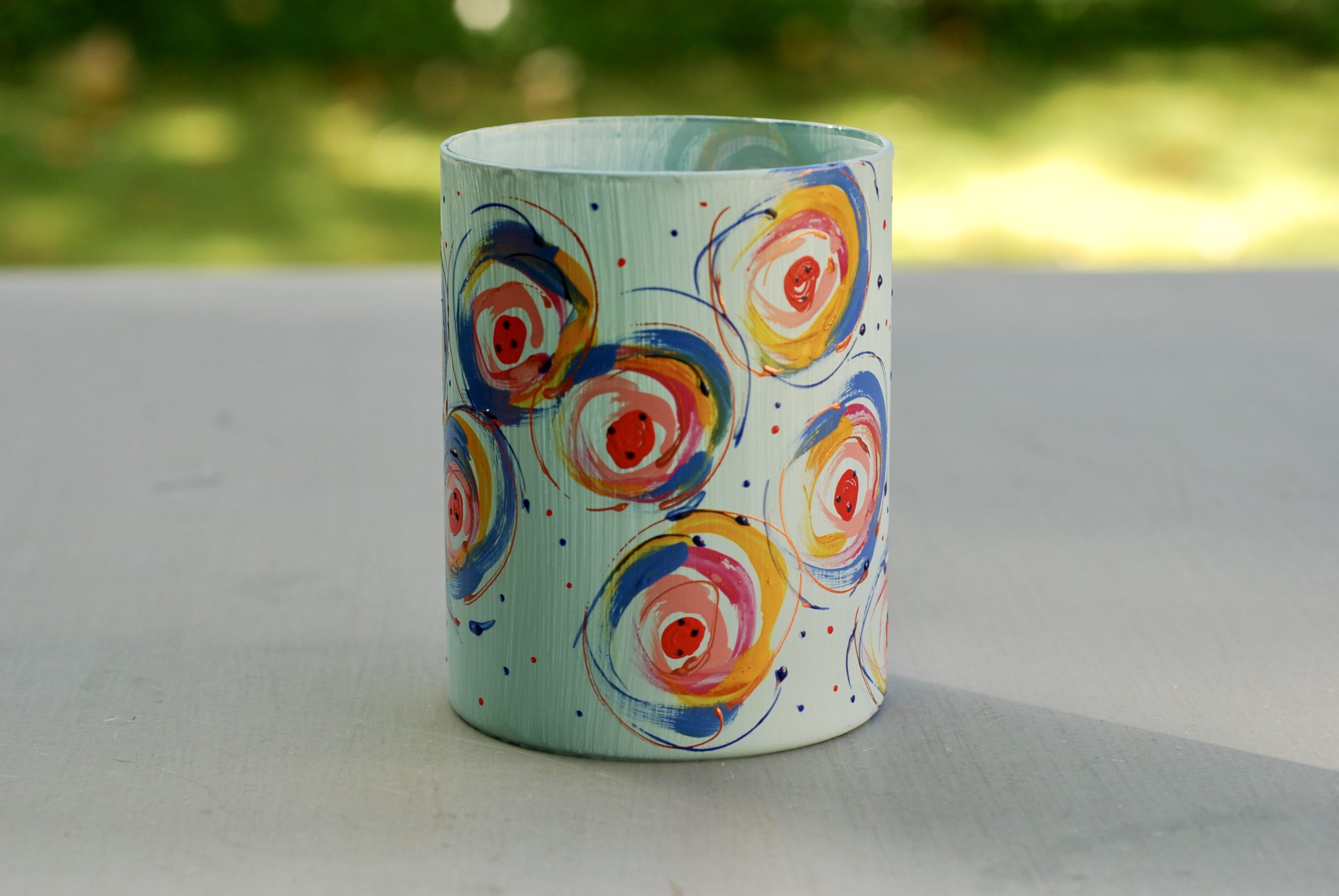 Glazen handgeschilderde bloemenvaas blauw