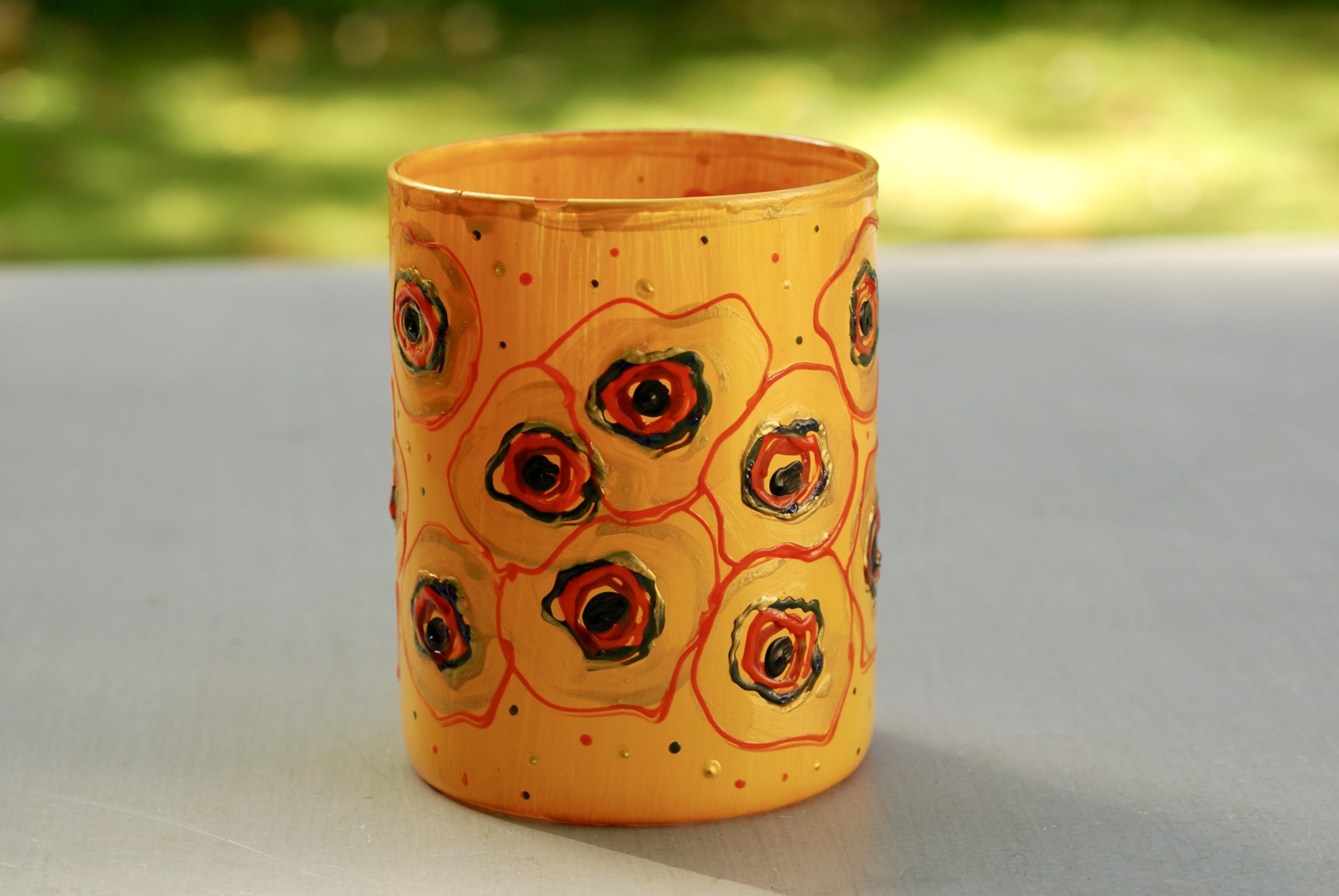 Glazen handgeschilderde bloemenvaas geel