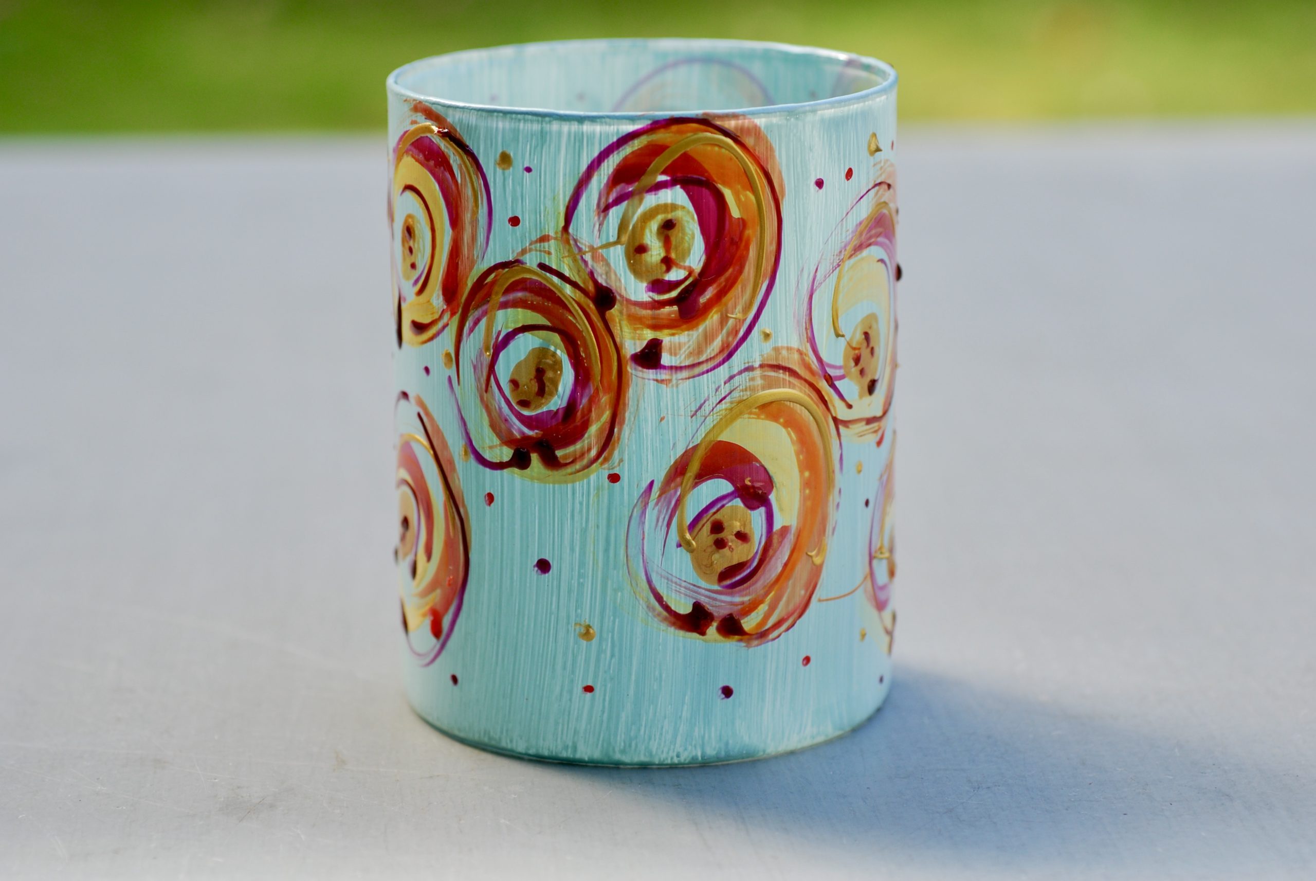 Glazen handgeschilderde bloemenvaas blauw