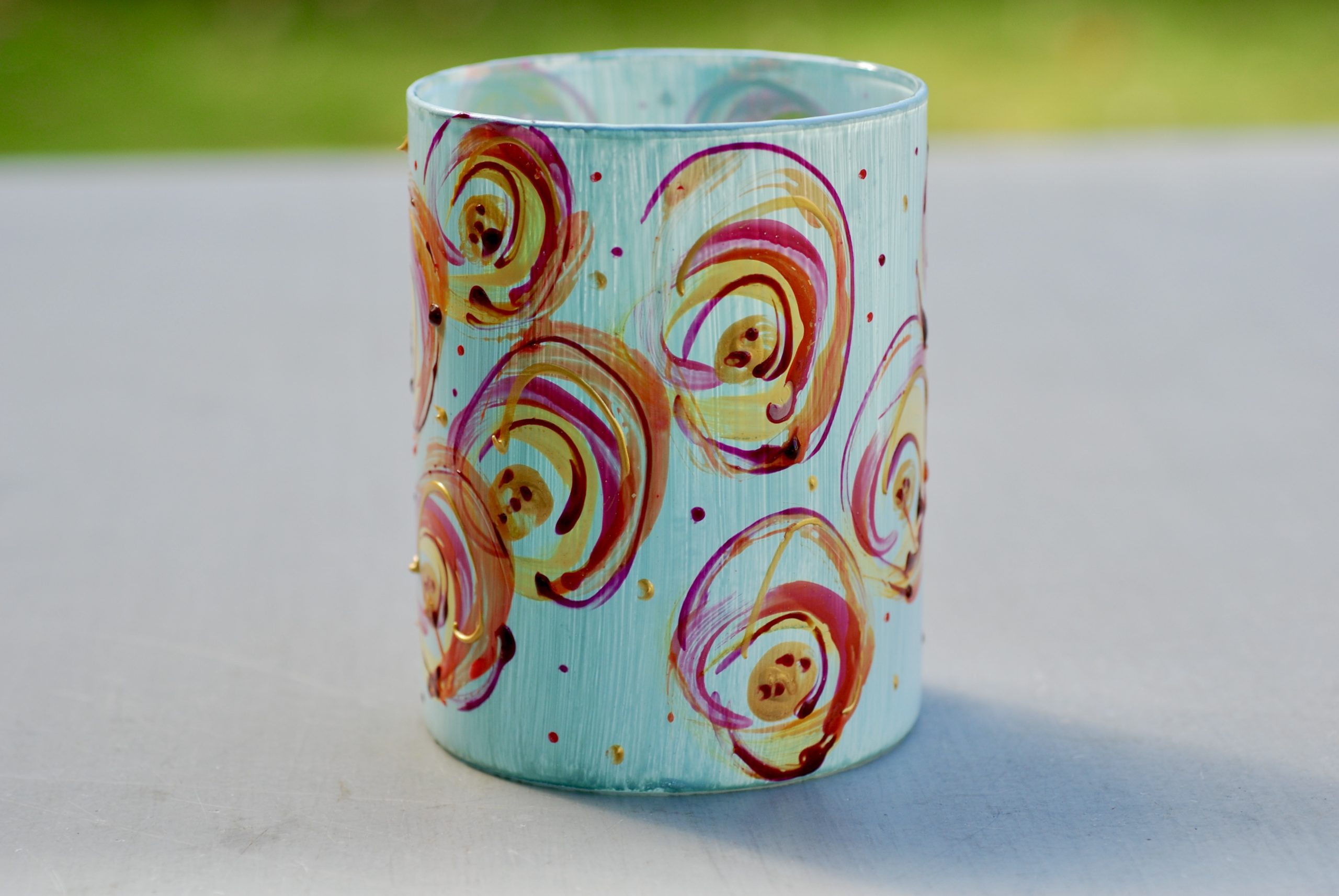 Glazen handgeschilderde bloemenvaas blauw