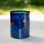 Glazen handgeschilderde bloemenvaas blauw