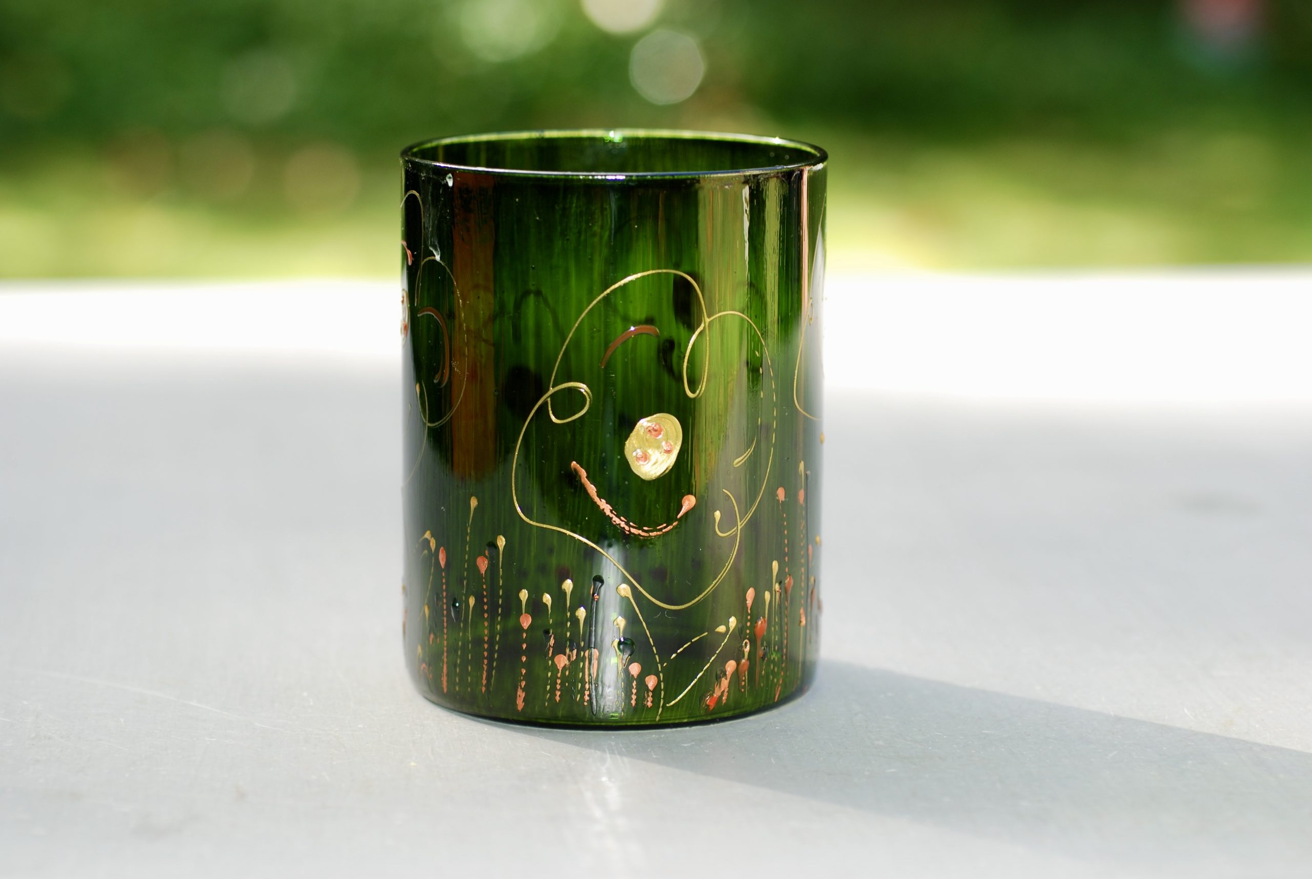 Glazen handgeschilderde bloemenvaas donker groen