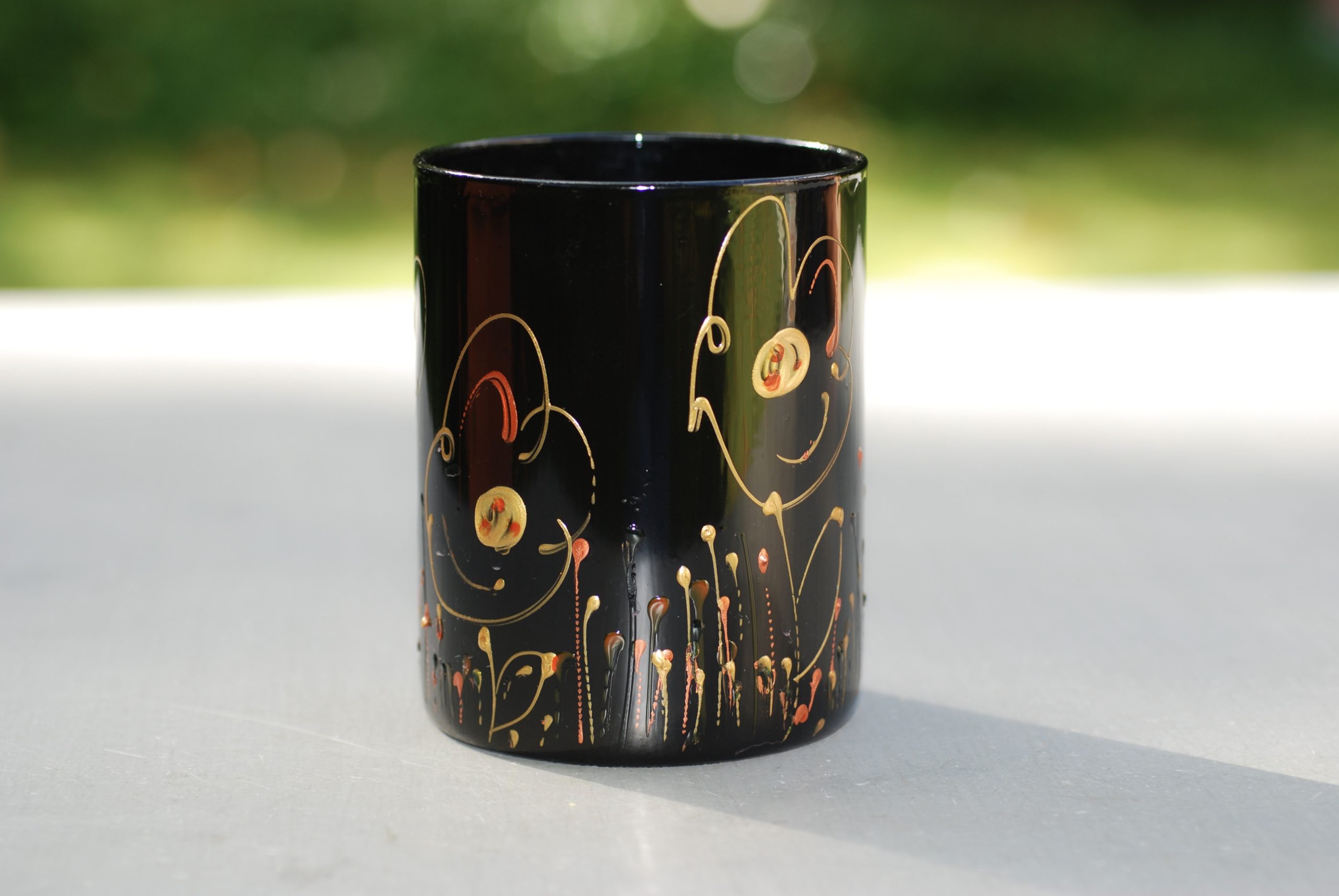 Glazen handgeschilderde bloemenvaas zwart