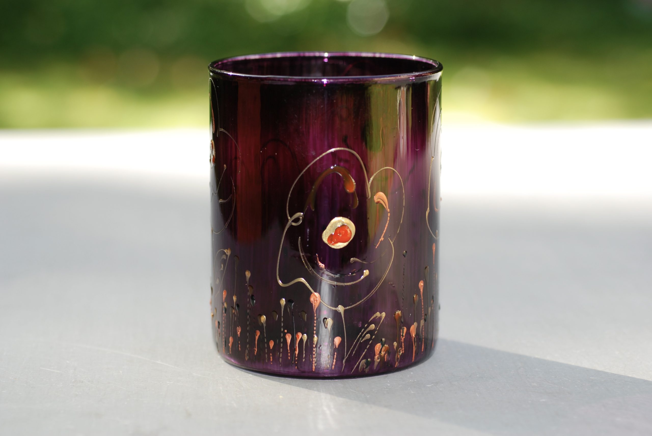 Glazen handgeschilderde bloemenvaas paars