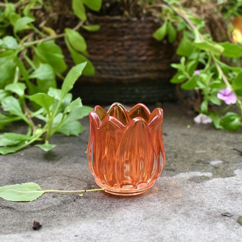 Theelicht in glas oranje tulpvorm